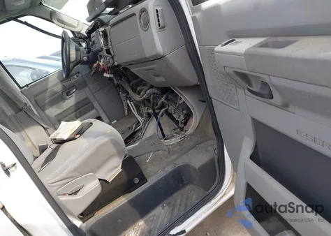 2012 Ford E-350 Super Duty Xlt z USA, uszkodzony, nr VIN 1FBNE3BL2CDA24897